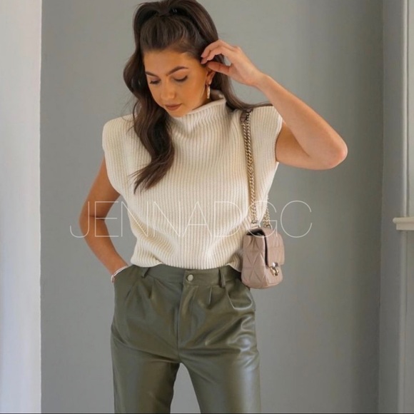 NWT Zara shoulder pad knit top - Picture 7 of 16